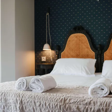 La Robeyere; Bw Signature Collection Hotel