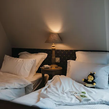 La Robeyere; Bw Signature Collection 4*