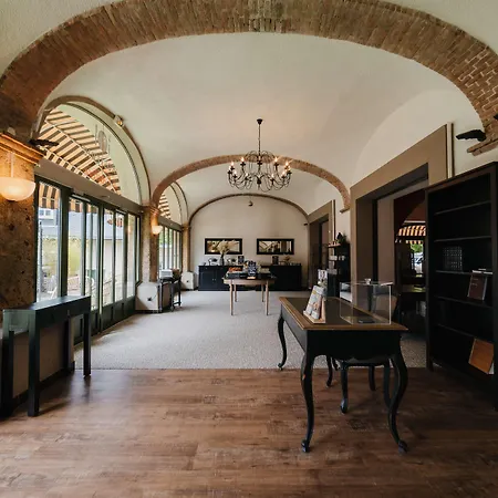 La Robeyere; Bw Signature Collection Hotel Embrun