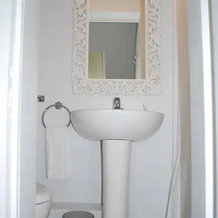 La Robeyere; Bw Signature Collection 4*